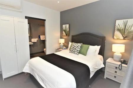 Mariners Court - 38