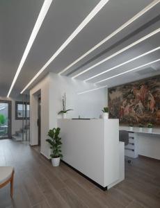 Athens Hill Luxury - 12