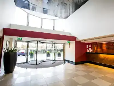 Crowne Plaza London Ealing, An Ihg - 10