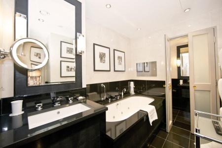 St James & Club Mayfair - 9