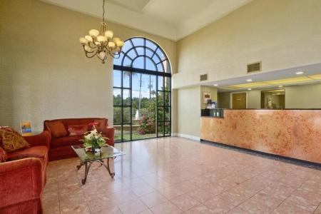 TraveSuites by Wyndham East Gate Orange - 1