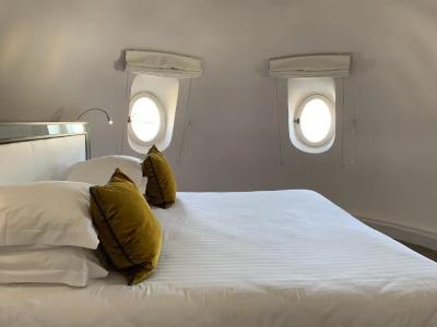 Hôtel Le Canberra - 114