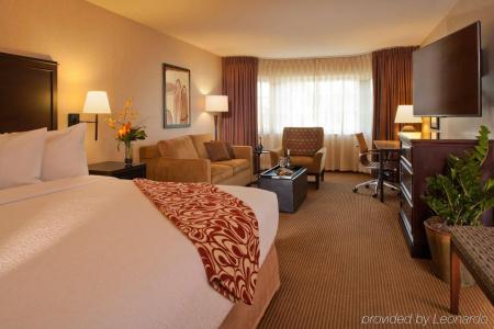 Silver Cloud - Seattle Broadway - 40
