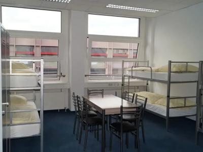 Low Budget Hostel - 16