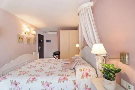 Aerinon Guesthouse - 4