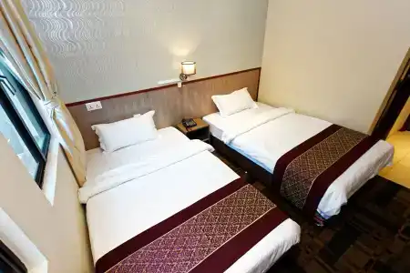 The Noble (Sg Clean) - 4