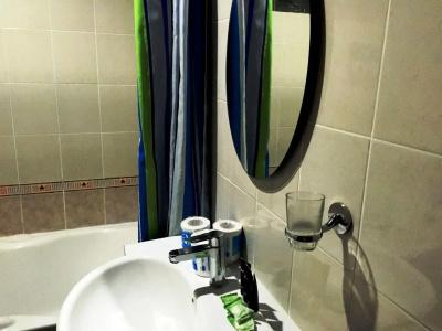 OYO 523 Dedy Beach Inn - 7