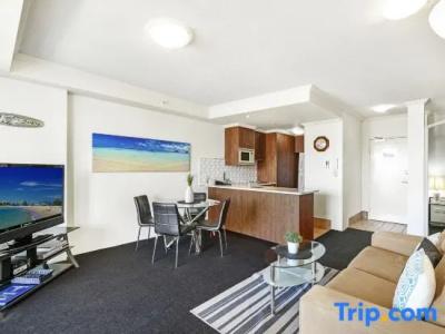 Crystal Bay On The Broadwater - 328