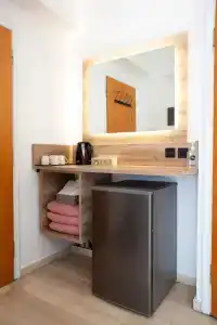 Athens Studios - 126