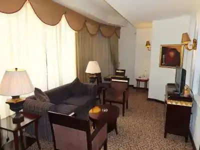 Gloria & Suites - 7