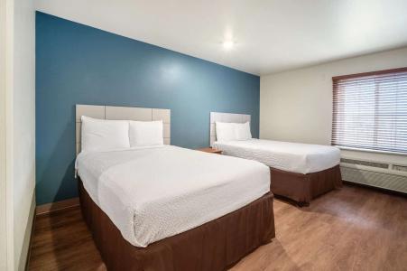 WoodSpring Suites - 18