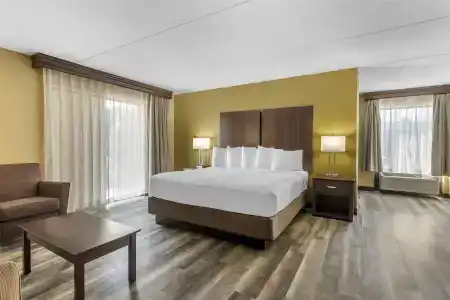 Best Western Plaza Inn - 72