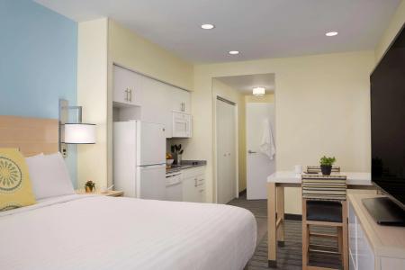 Sonesta New Orleans Es Suites - 27