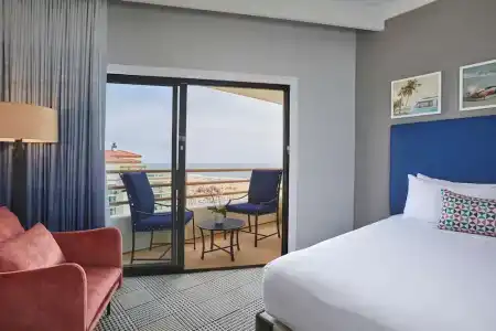 The Waterfront Beach Resort, A Hilton - 165