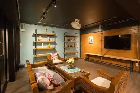Vestique hostel - 10