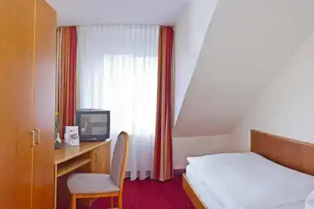 Rosenhof - 5