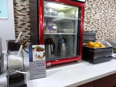 Best Western Plus-Lake Buena Vista South Inn & Suites - 12