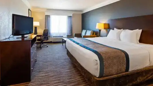 Best Western West - 52