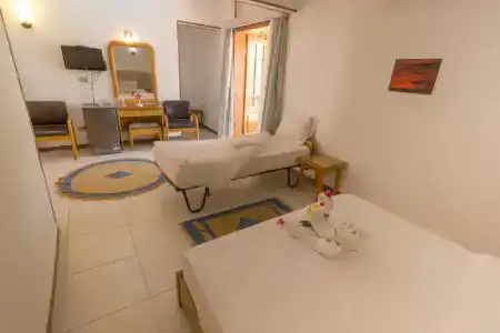 Acacia Dahab - 26