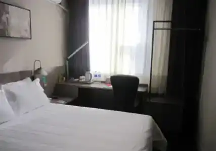 Jinjiang Inn Select Dalian Youhao Square - 1