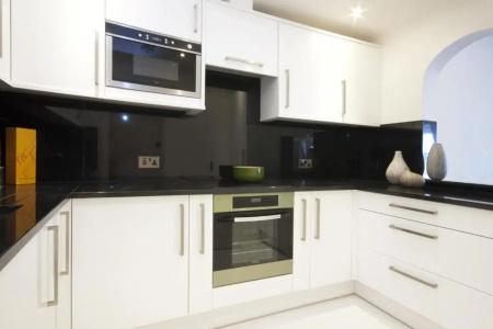 Queensgate Court - 14