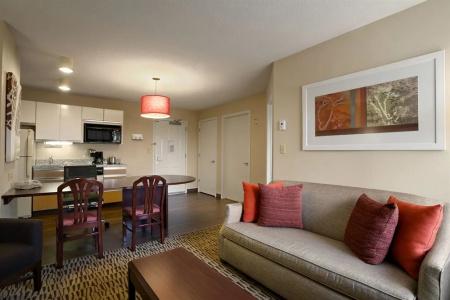 Hawthorn Suites by Wyndham - 2