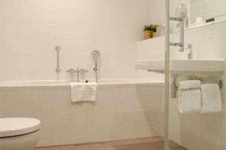Best Western Plus Groningen Plaza - 53