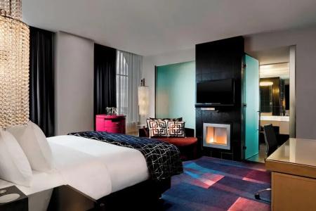 W - The Foshay - 59