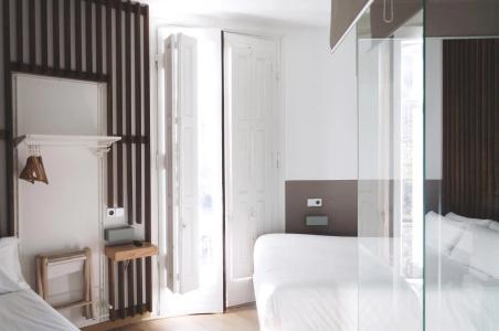 Cosmopolitan Boutique Rambla - 30