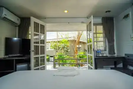Lunarhut Resort - 64