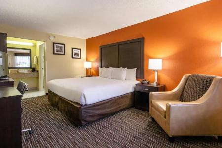 Clarion Inn Biltmore Village - 22