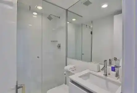 Beach Haus Key Biscayne Contemporary - 7