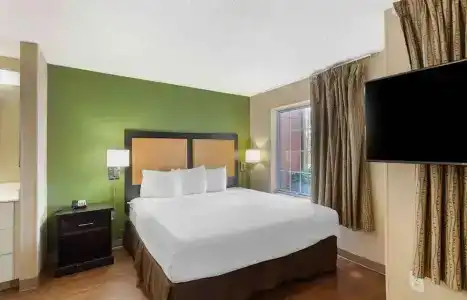 Extended Stay America Suites - - Airport - 24
