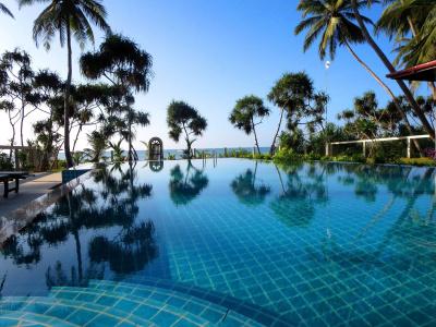 Lanka Beach Bungalows - 12