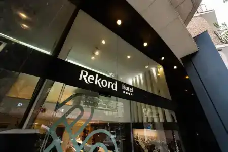 Atenea Rekord Suites - 24