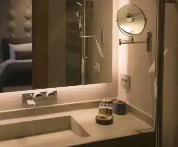 Omm Inn - 16