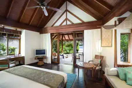 Anantara Dhigu Maldives Resort - 10