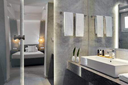 Zephyros Beach Boutique - 6