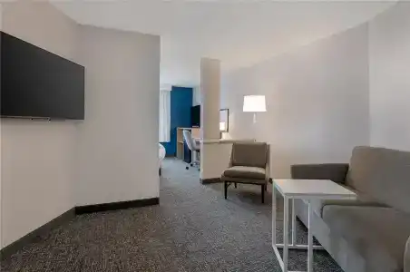 Hilton Garden Inn - 67