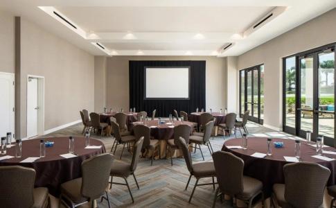 Sheraton Carlsbad Resort & Spa - 11