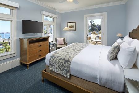 Glorietta Bay Inn - 36