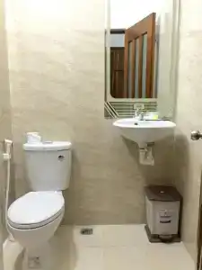 Spot On 726 Sakura Hostel Saigon - 6