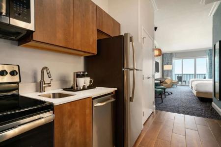 DoubleTree by Hilton Ocean City Oceanfront - 69