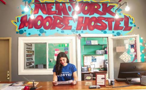 Ny Moore - 27