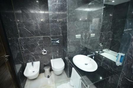Le Yacht Suites - 8