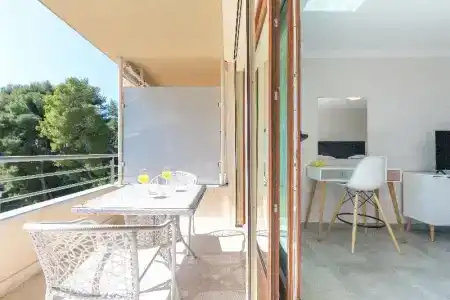 The Residence - 273