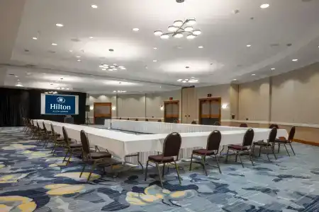 Hilton Austin Airport - 16