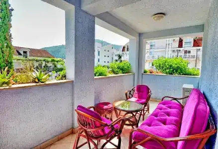 Villa Velzon Guesthouse - 62