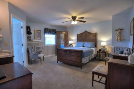Blue Mountain Mist Country Inn - 85