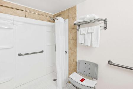 SureStay Plus by Best Western Medical Center - 48